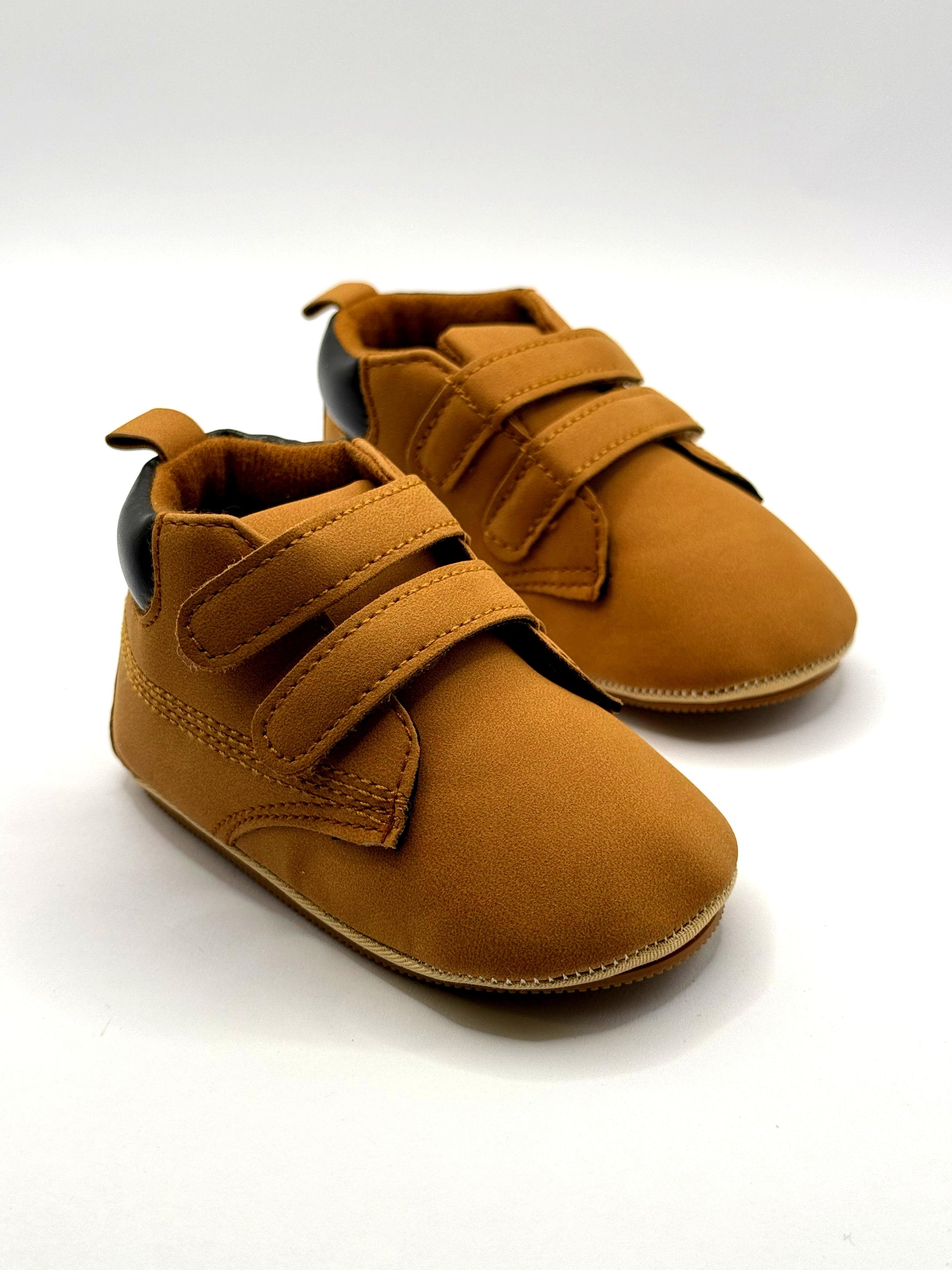 נעלי צעד ראשון לתינוקות עם סקוץ'