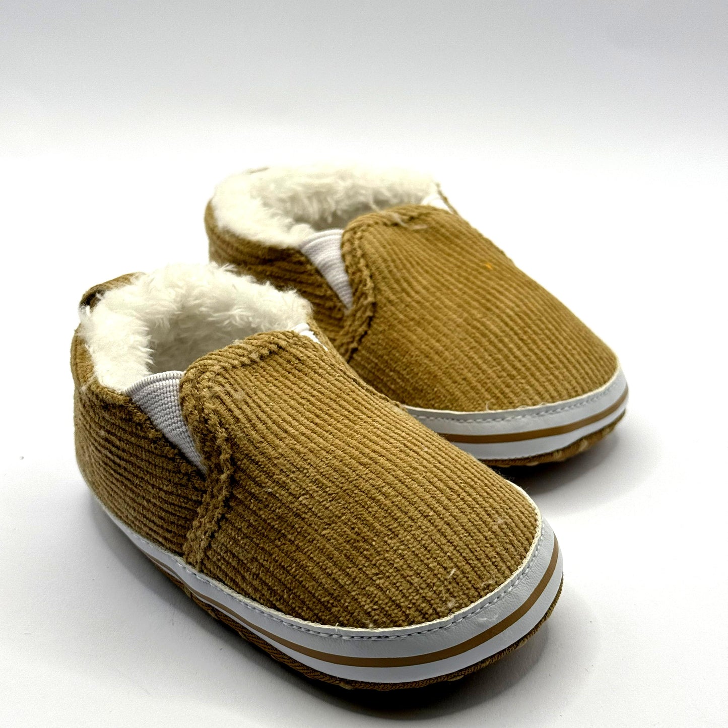 נעלי טרום הליכה עם פרווה