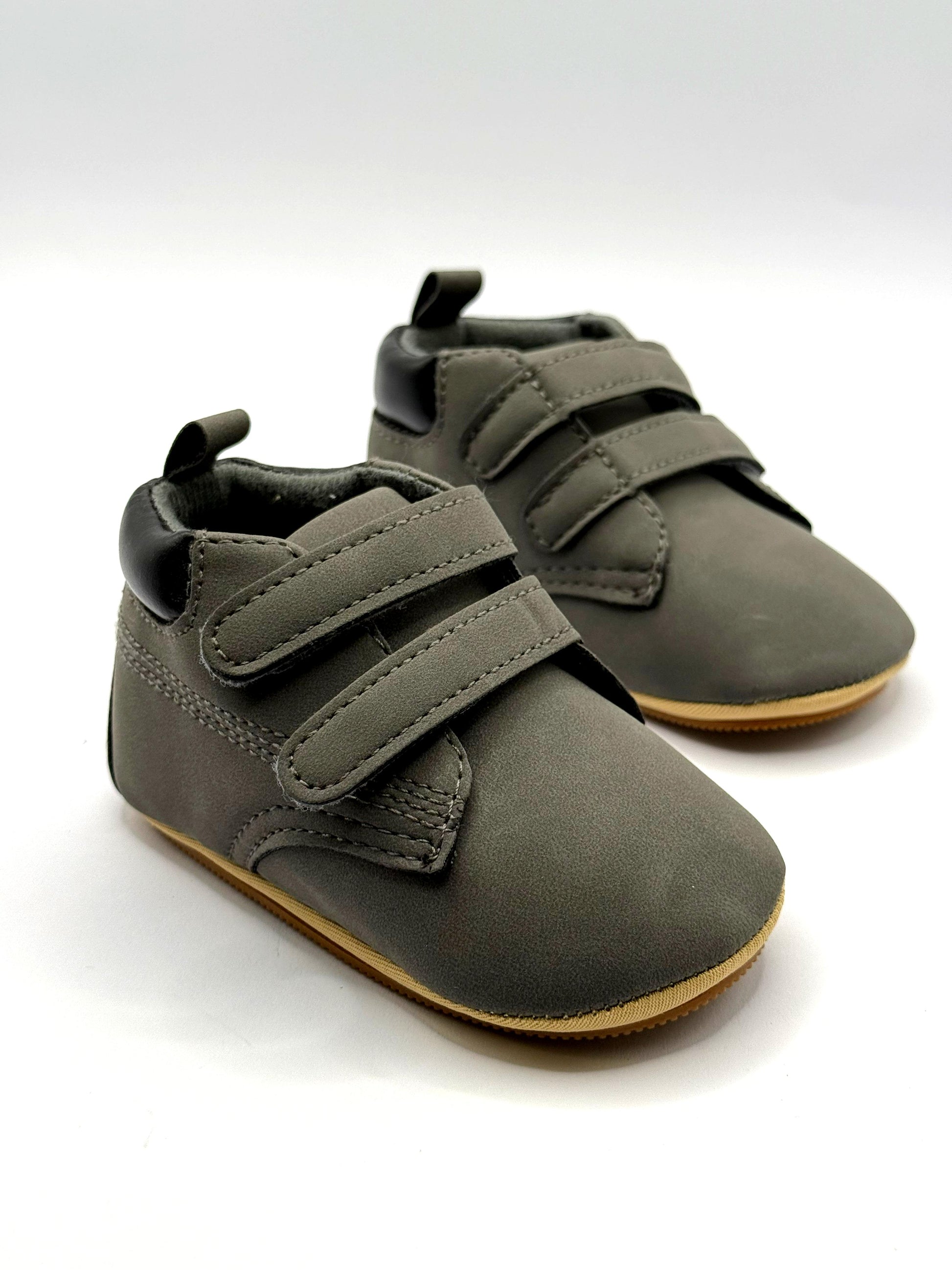 נעלי תינוקות עם סקוץ'