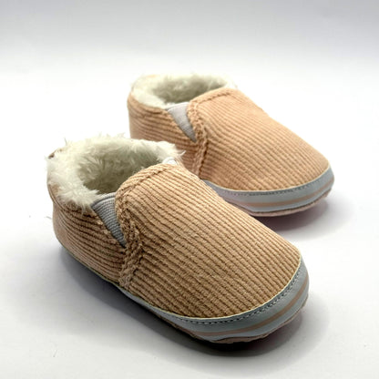 נעלי צעד ראשון עם פרווה