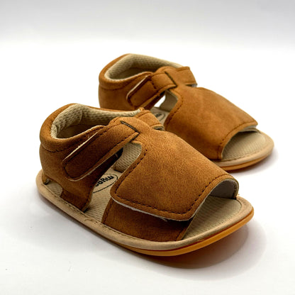 סנדלי תינוקות לבנים