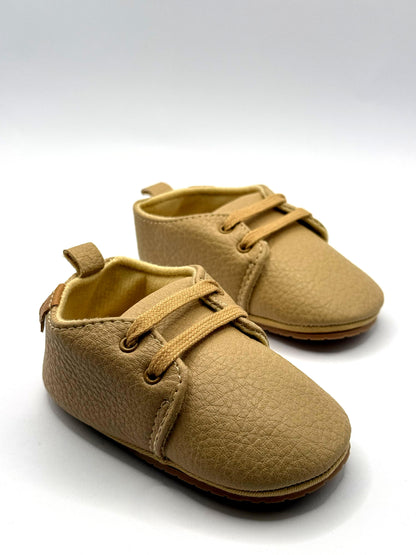 נעלי צעד ראשון עם סוליה מונעת החלקה