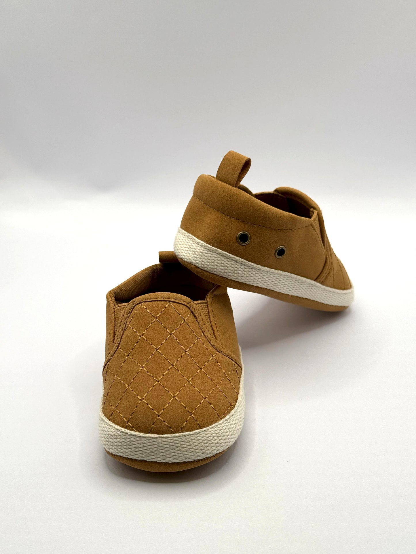 נעלי צעד ראשון בצבע חום