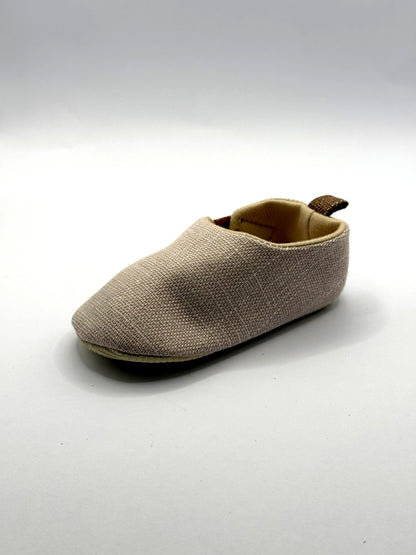 סנדלי צעד ראשון עם סקוץ'