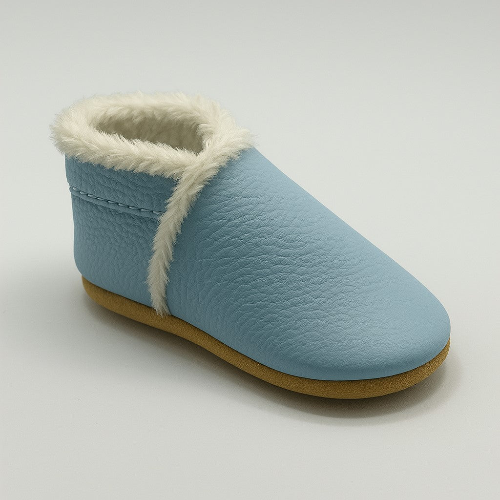 מגפיים לתינוקות בצבע תכלת