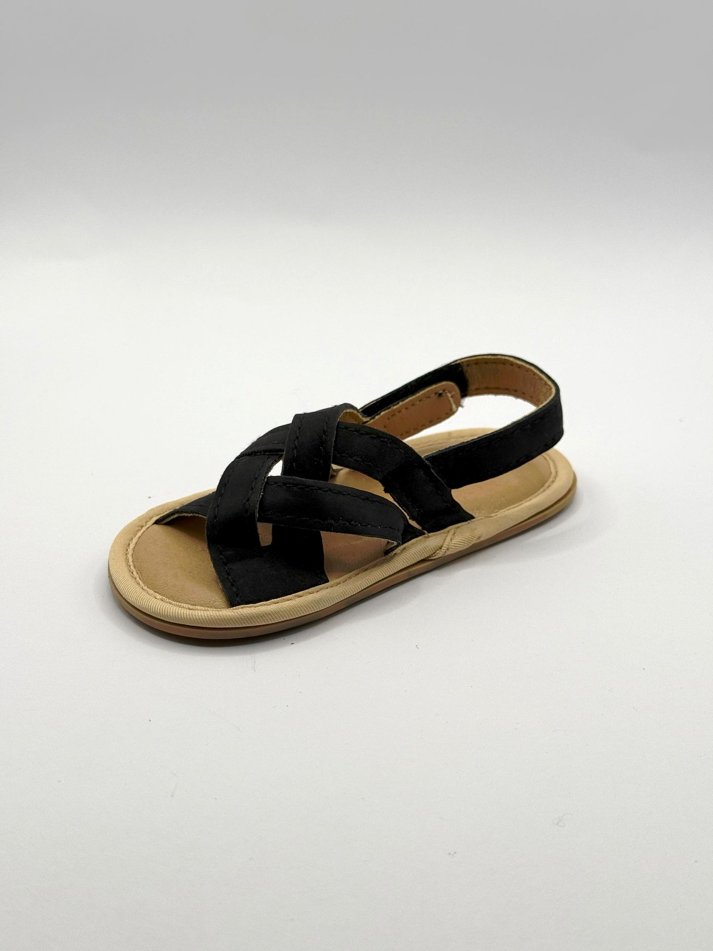 סנדלי תינוקות שחורים