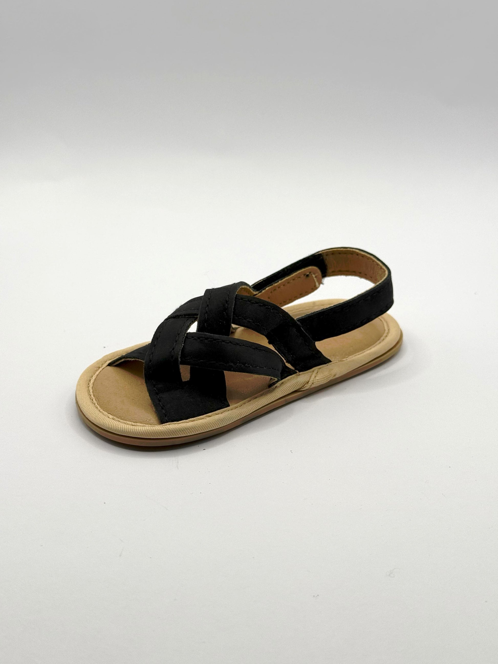 סנדלי תינוקות שחורים