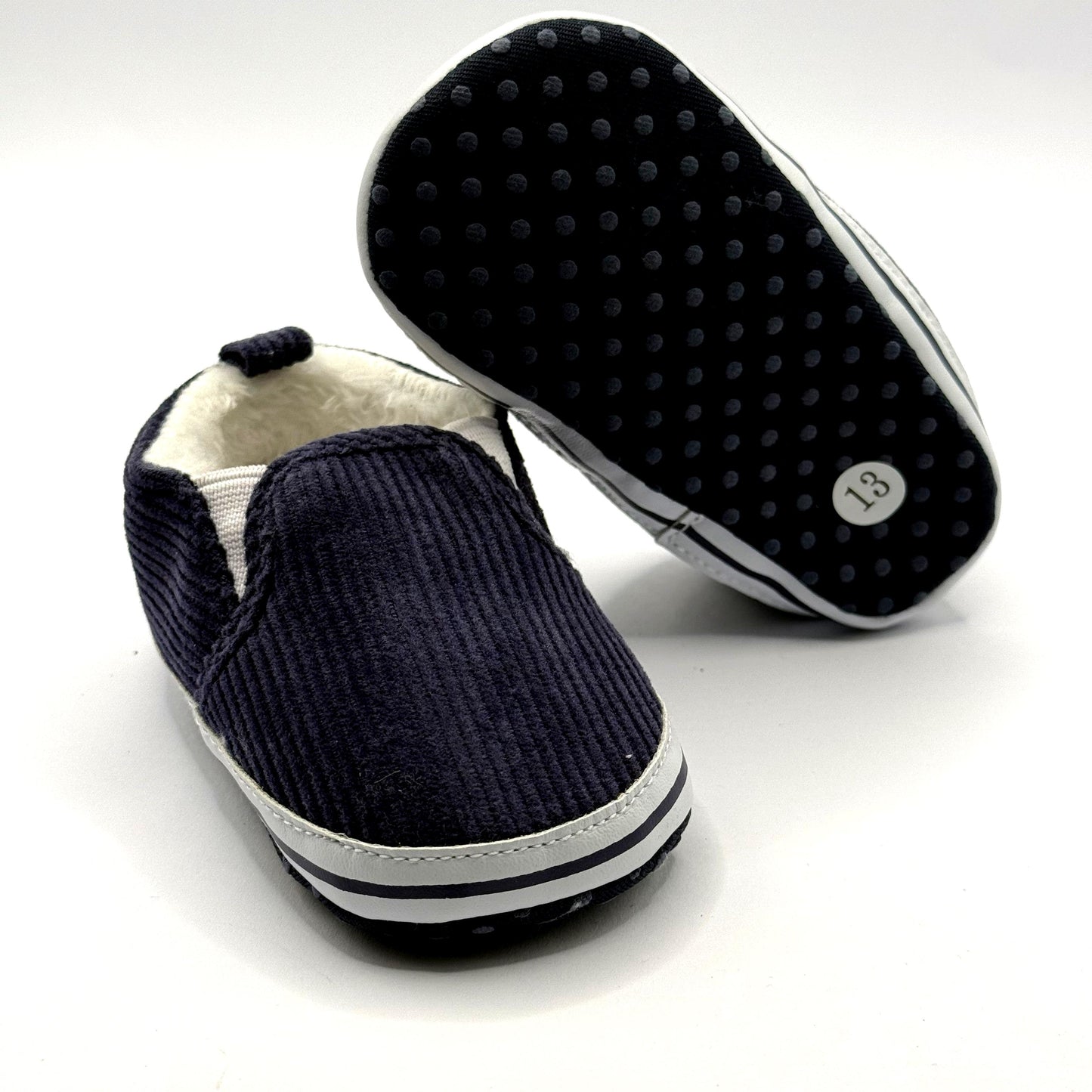 נעלי תינוקות עם פרווה