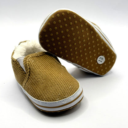 נעלי טרום הליכה עם פרווה