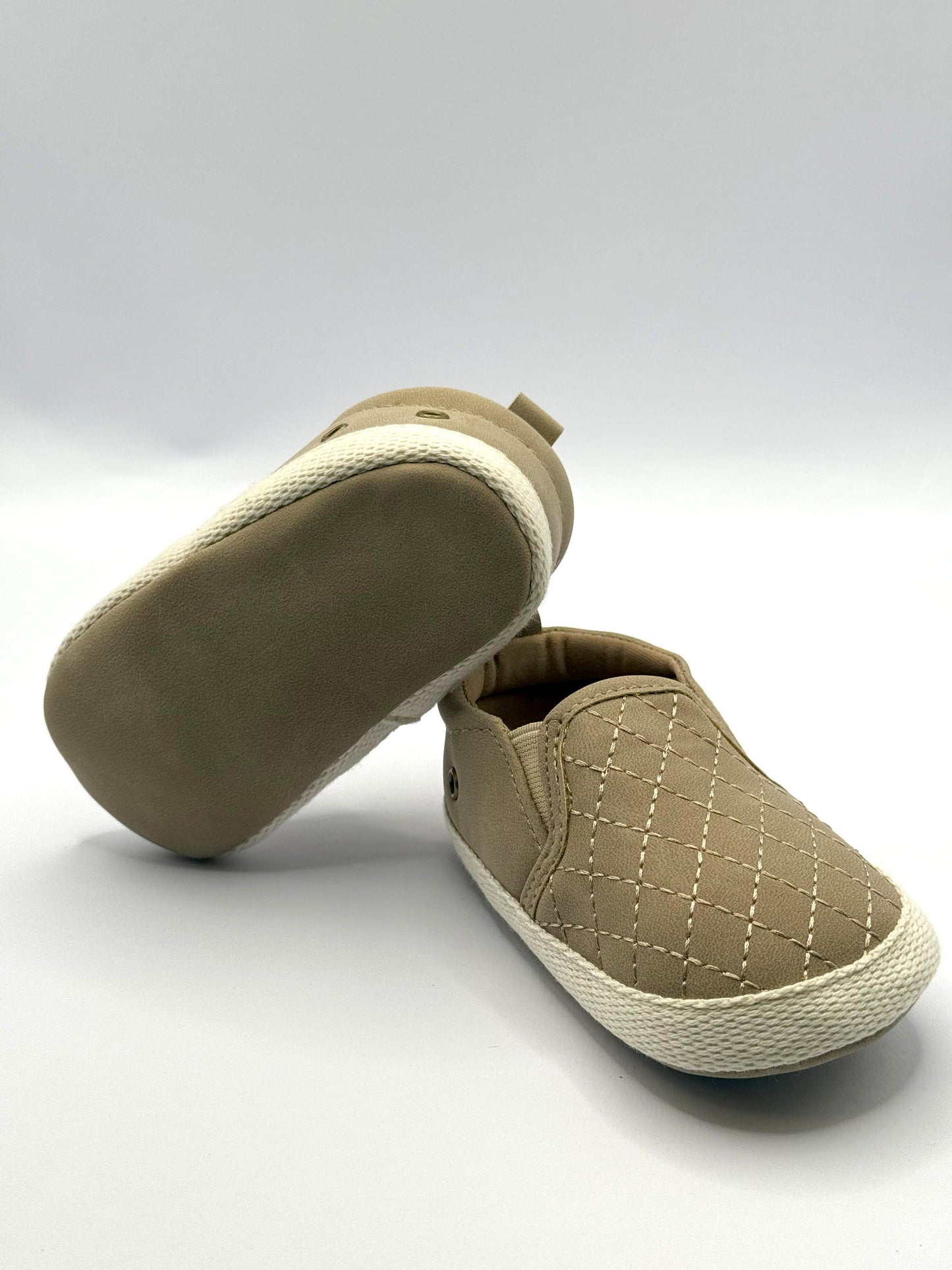 נעלי צעד ראשון אפורים