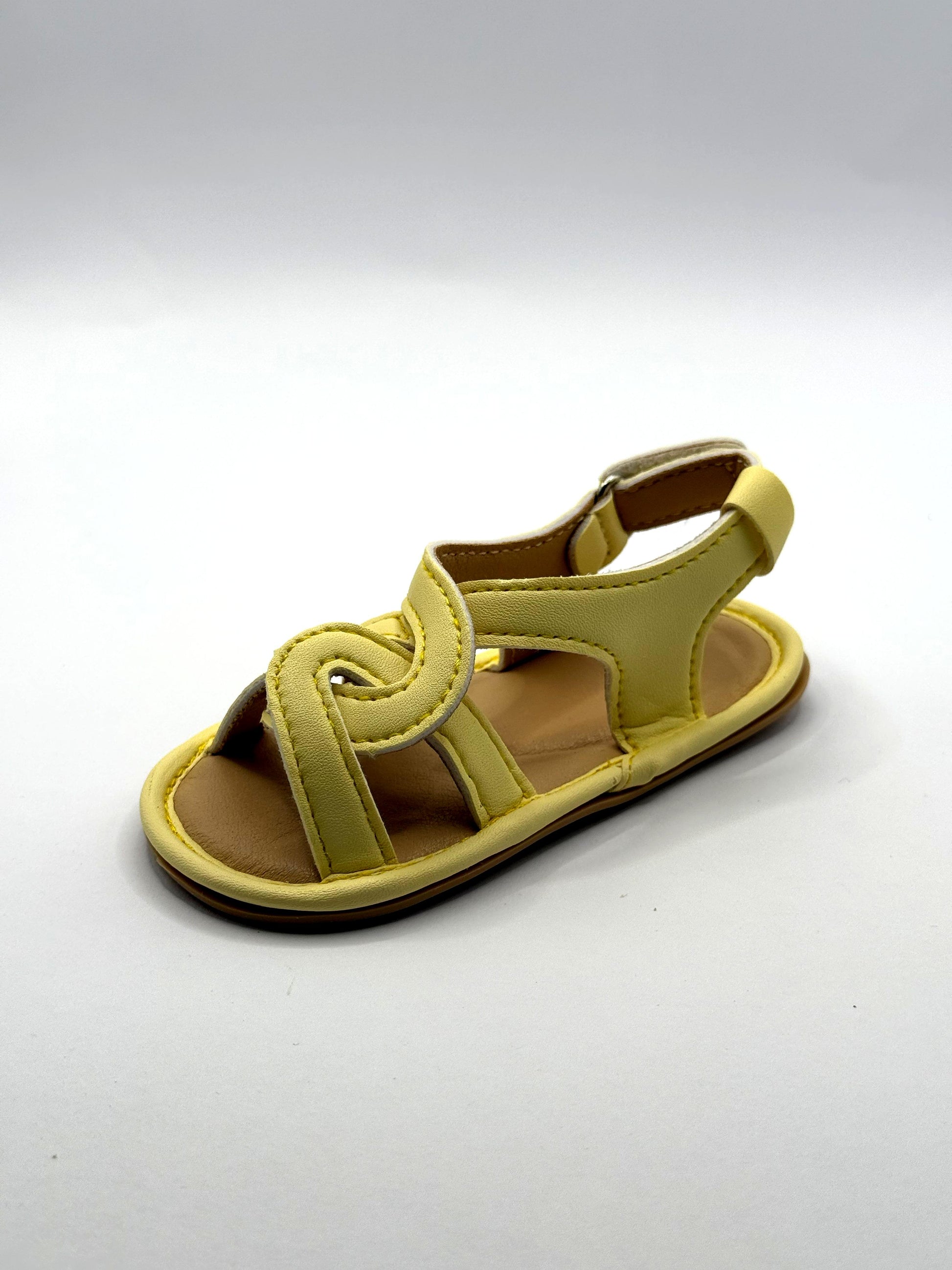 סנדלי צעד ראשון צהובות