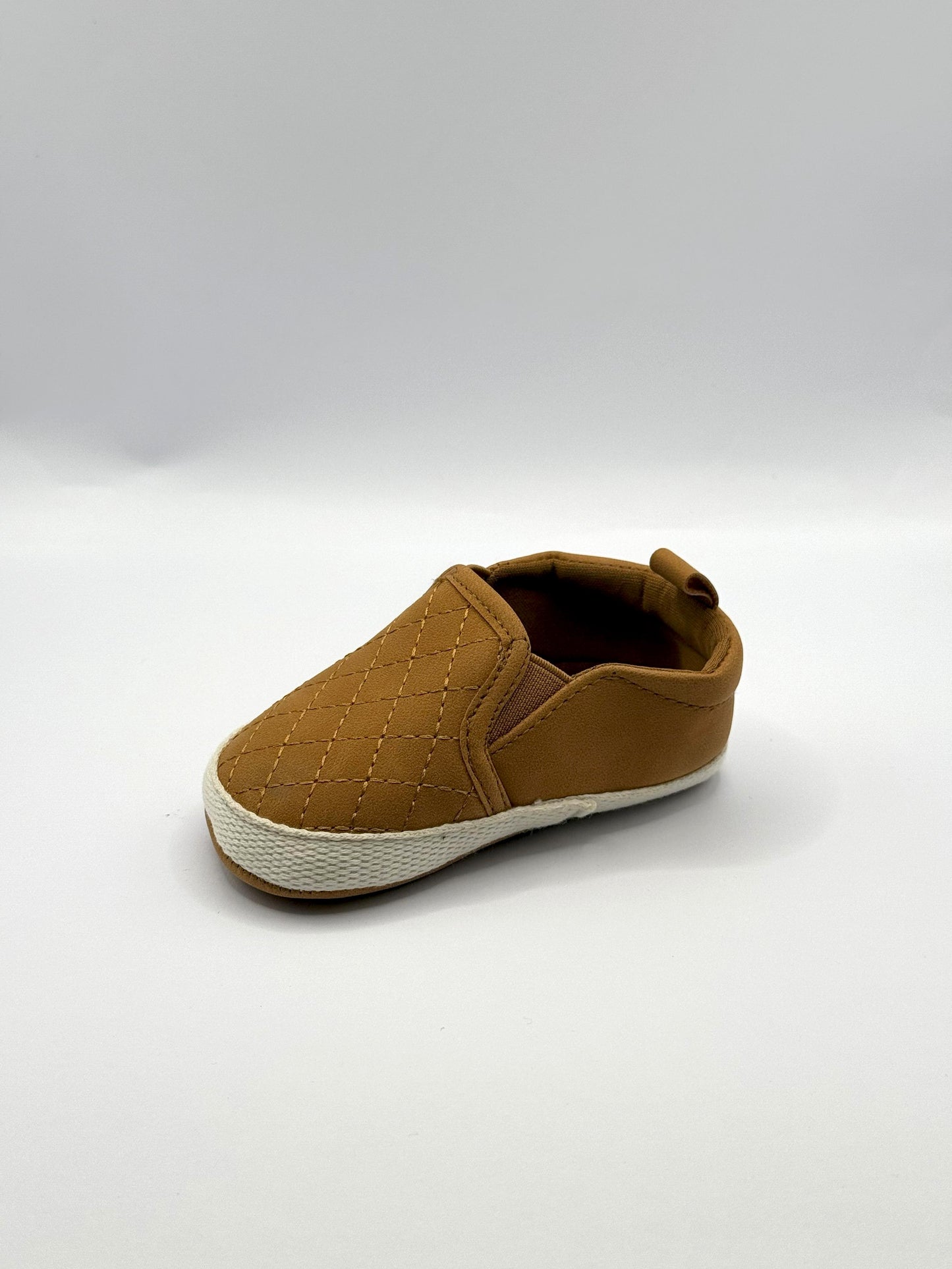 נעלי צעד ראשון בצבע חום