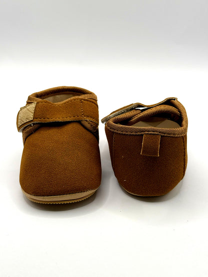 נעלי טרום הליכה חומות